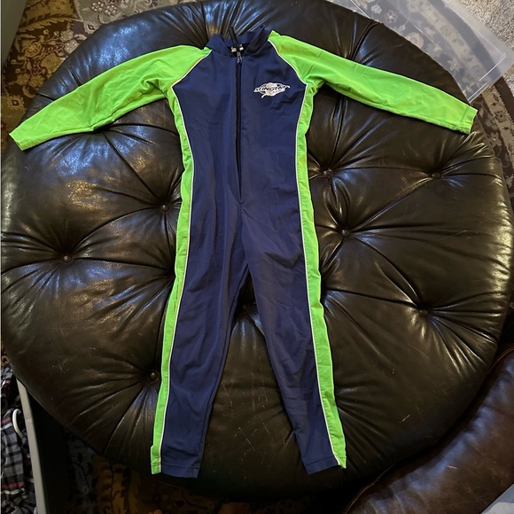 Stingray Australia Sun-Protective Swim Suit Youth Size 6 - Picture 1 of 1